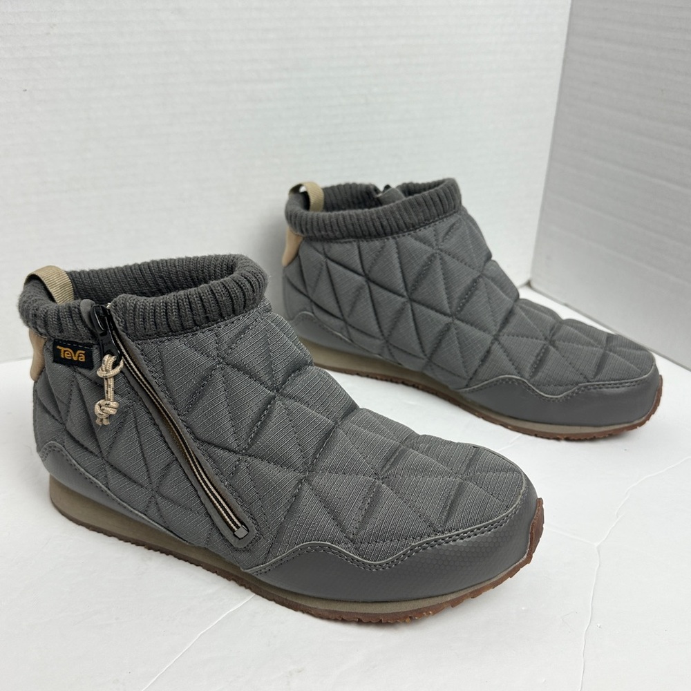 Teva ReEMBER Mid Slip-On Quilted Outdoor Bootie in Gray Mens Size 7 - Picture 7 of 11